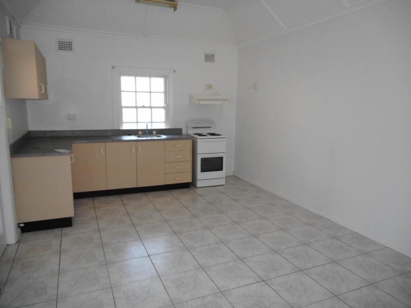 30 Denham Court Road, Denham Court NSW 2565