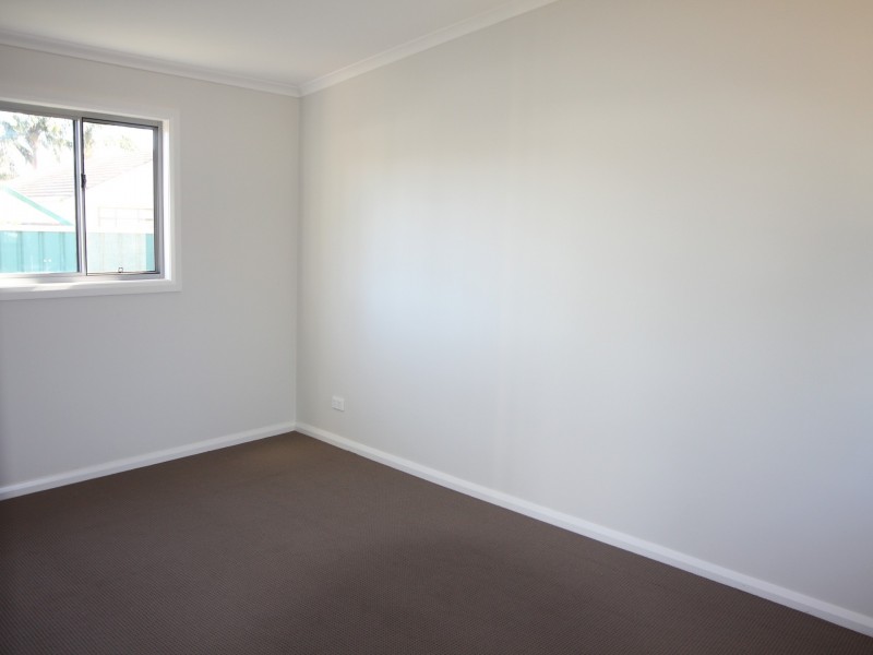 5A Cedric Street, Macquarie Fields NSW 2564