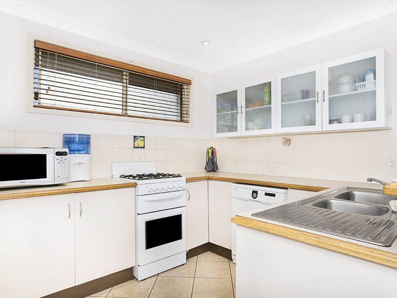 21 Blackwood Ave, Minto NSW 2566
