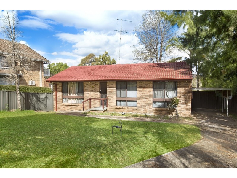 59 Woodlark Place, Glenfield NSW 2167