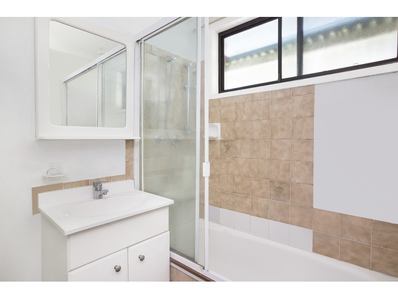 59 Woodlark Place, Glenfield NSW 2167