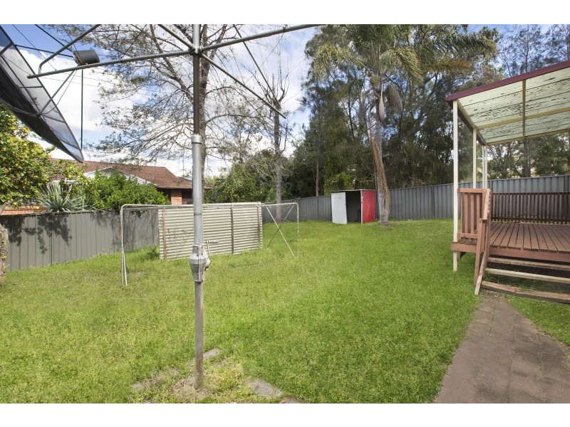 59 Woodlark Place, Glenfield NSW 2167