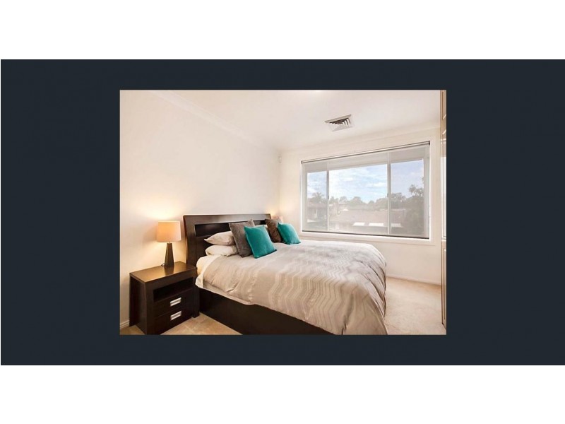 12 Naylor Place, Ingleburn NSW 2565