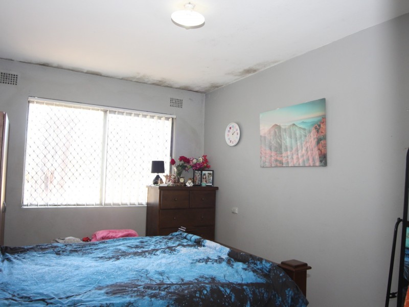 1/14 Railway Parade, Glenfield NSW 2167