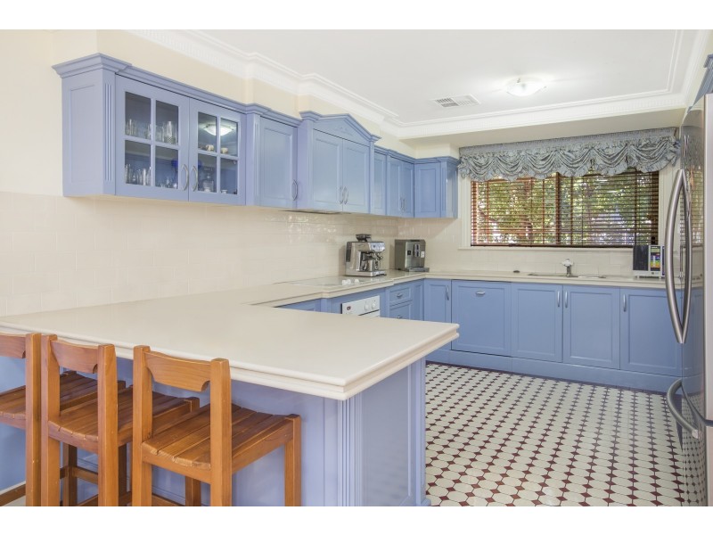 72 Matthews Square, Ingleburn NSW 2565