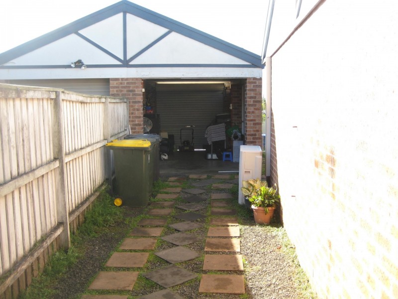 7 Mclaren Place, Ingleburn NSW 2565