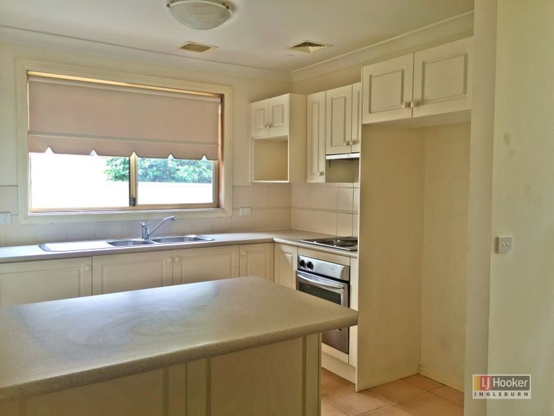 1 / 42-44 Macquarie Road, Ingleburn NSW 2565