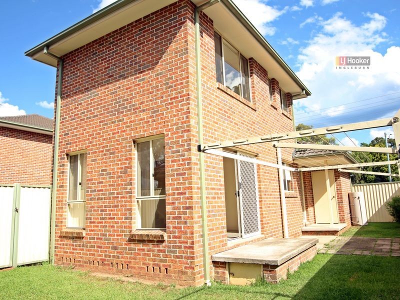 1 / 42-44 Macquarie Road, Ingleburn NSW 2565