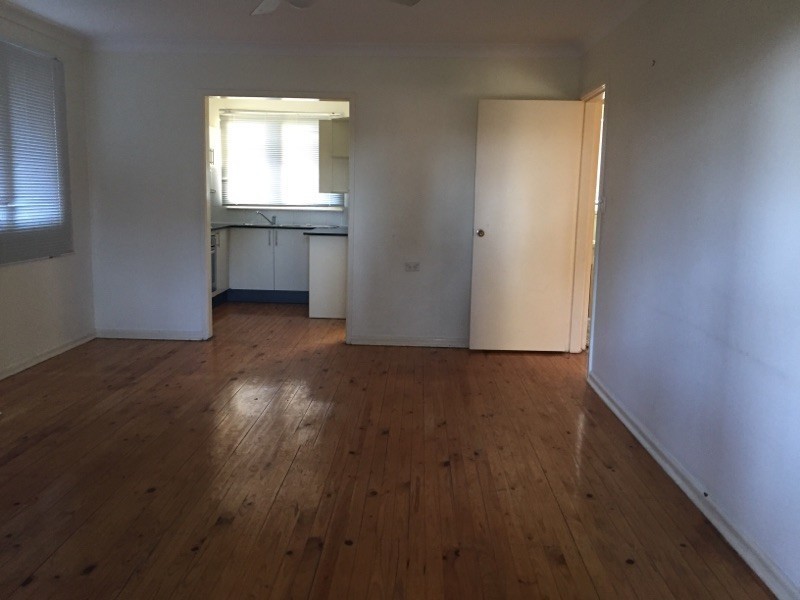 7 Hawthorne Pl, Macquarie Fields NSW 2564