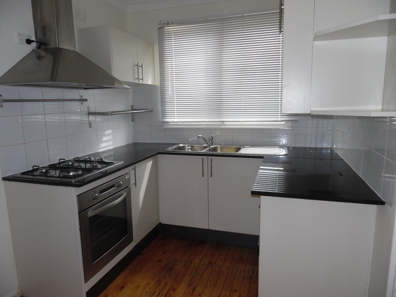 7 Hawthorne Pl, Macquarie Fields NSW 2564