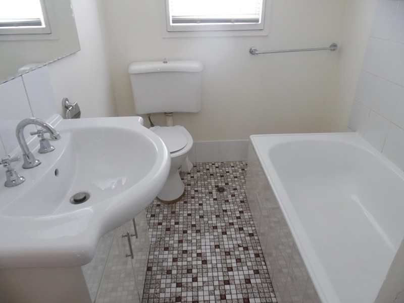 7 Hawthorne Pl, Macquarie Fields NSW 2564