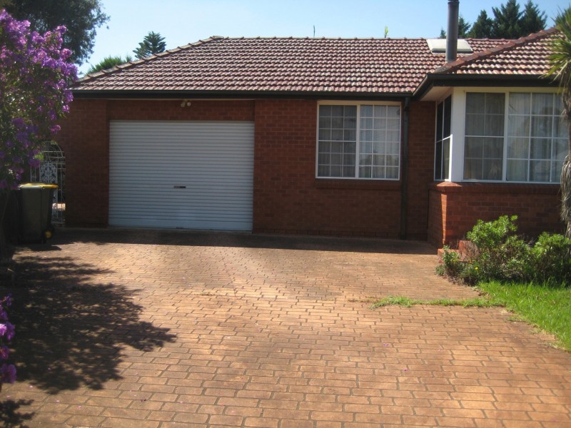 84 Matthews Square, Ingleburn NSW 2565
