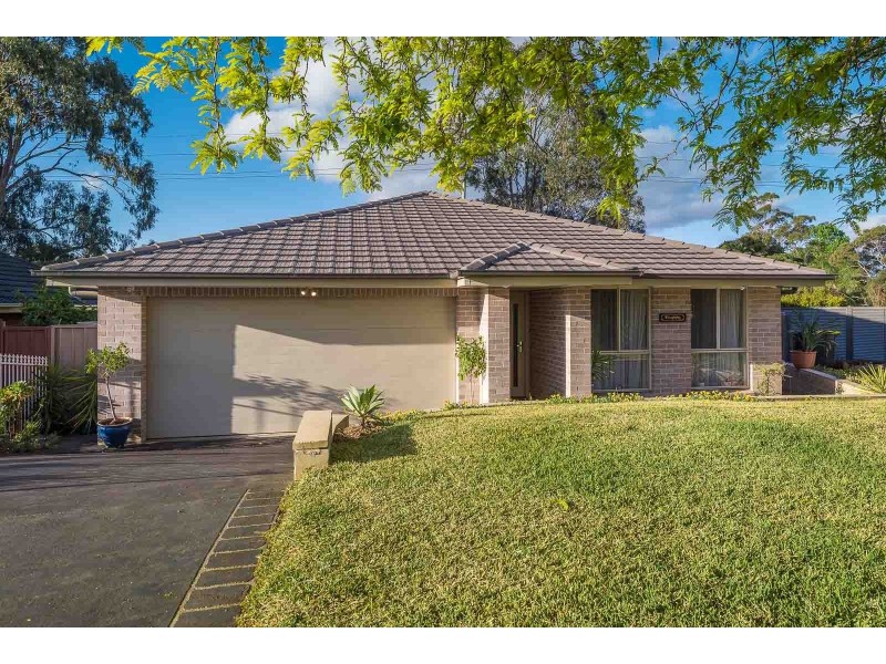 21 Petunia Place, Macquarie Fields NSW 2564