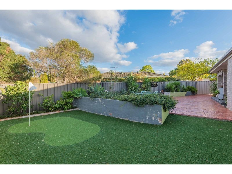 21 Petunia Place, Macquarie Fields NSW 2564