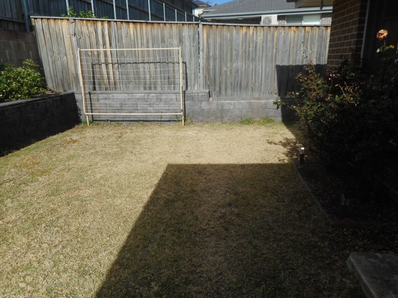 18 Glasshouse Boulevard, Minto NSW 2566