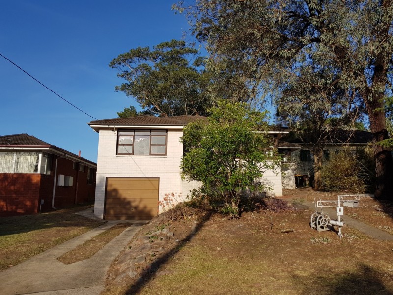 4 Carcoola Street, Campbelltown NSW 2560
