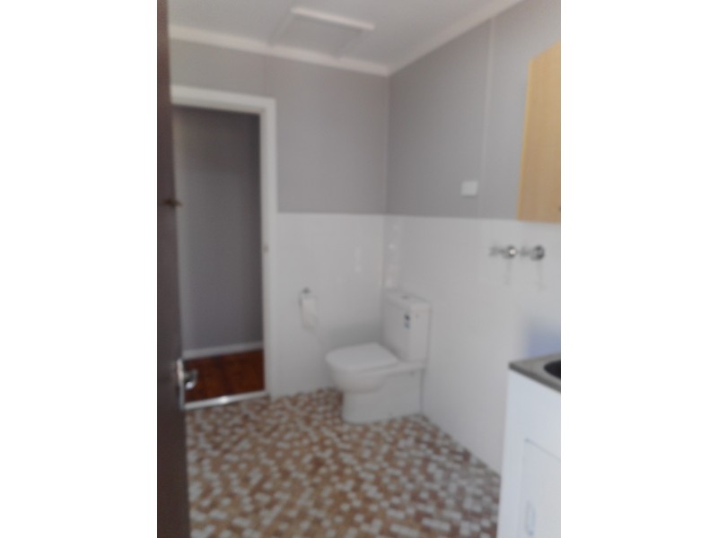 4 Carcoola Street, Campbelltown NSW 2560
