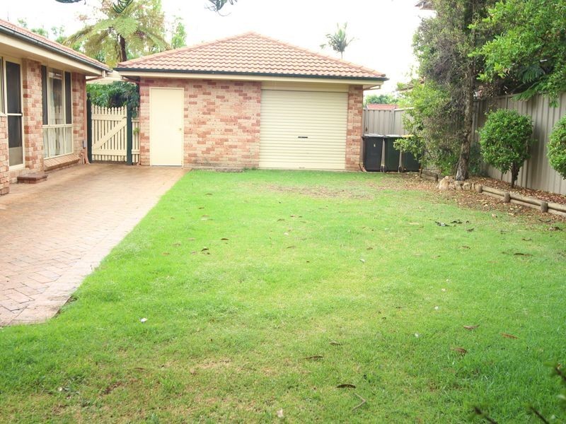 3 Michael Place, Ingleburn NSW 2565
