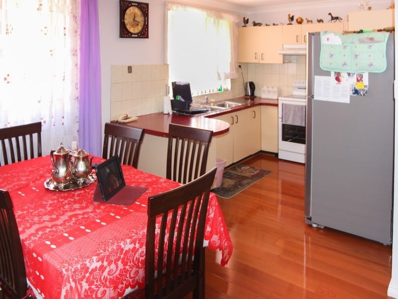 2/16 Nardoo St, Ingleburn NSW 2565