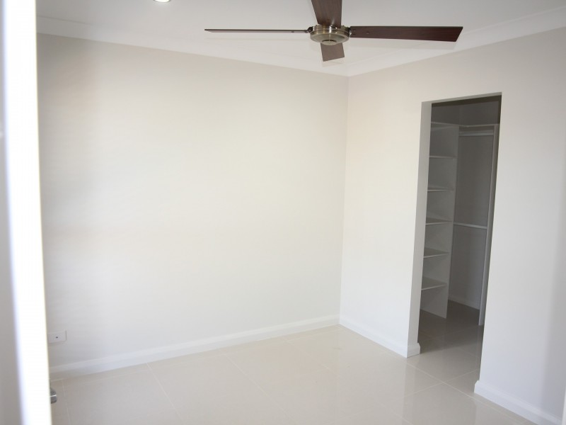18A Dowie Drive, Claymore NSW 2559