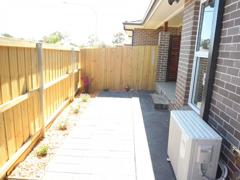 18A Dowie Drive, Claymore NSW 2559