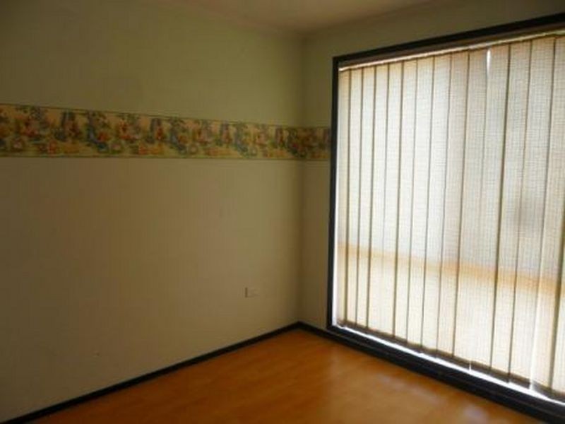 7 McLaren Place, Ingleburn NSW 2565