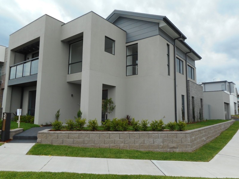 24 Greenview Drive, Moorebank NSW 2170