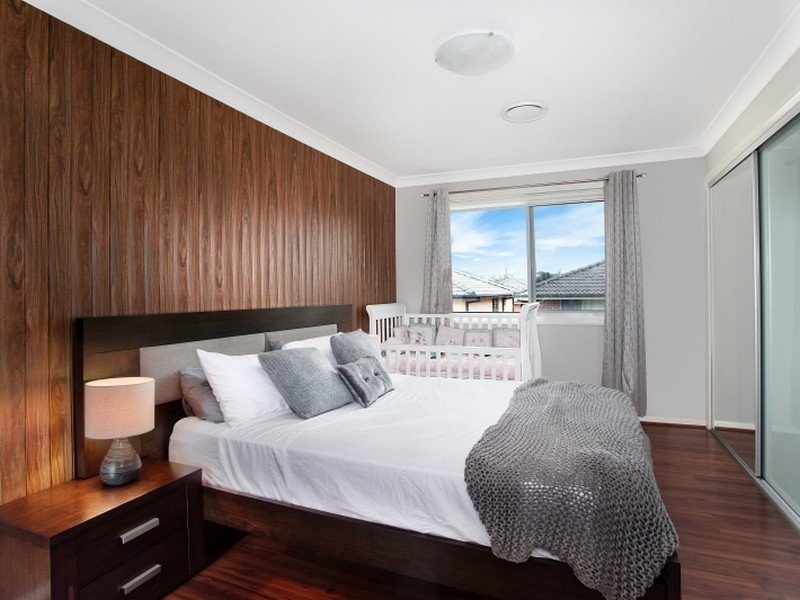 2/18 Railway Parade, Blacktown NSW 2148