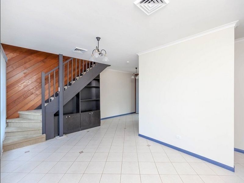 33 Orlick Street, Ambarvale NSW 2560