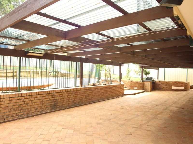 33 Orlick Street, Ambarvale NSW 2560