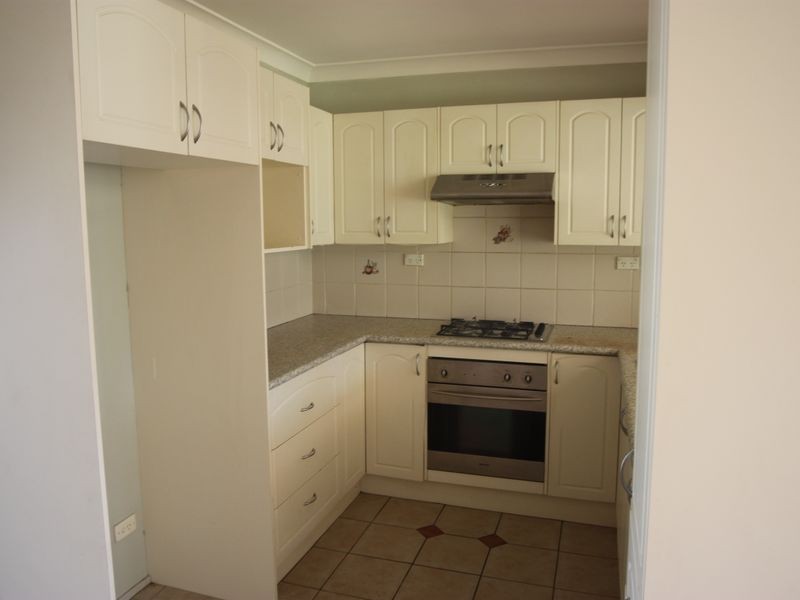 9 Stutz Pl, Ingleburn NSW 2565