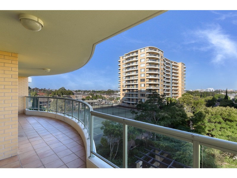 811/3 Rockdale Plaza Drive, Rockdale NSW 2216