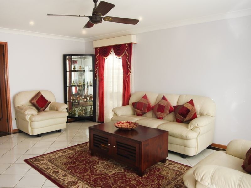 4 Morgan St, Ingleburn NSW 2565