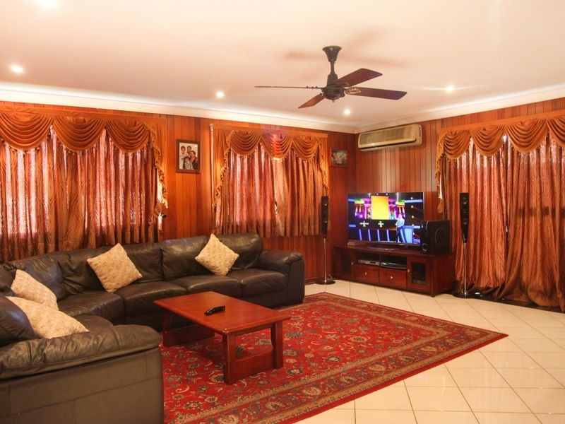 4 Morgan St, Ingleburn NSW 2565