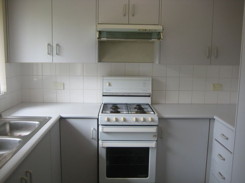 72 Townson Ave, Minto NSW 2566