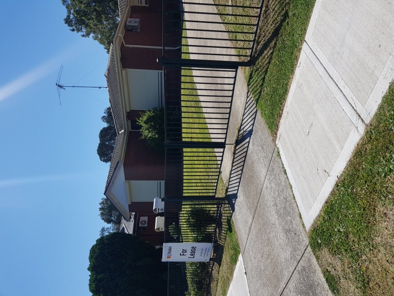 10 Fletcher Street, Minto NSW 2566
