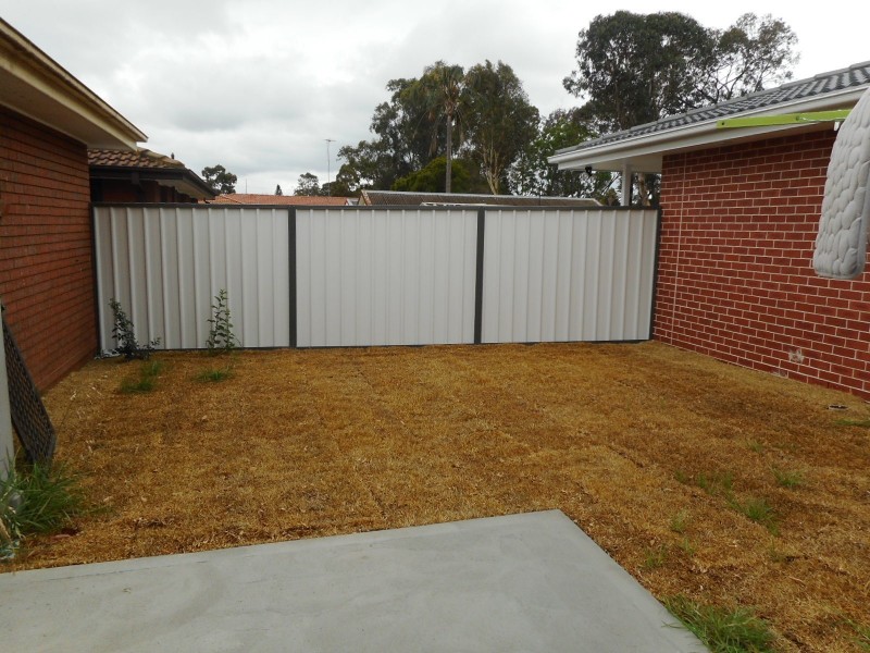 10 Fletcher Street, Minto NSW 2566