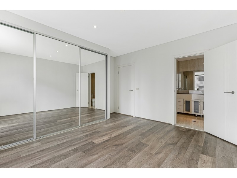 10/49 Lachlan Street, Liverpool NSW 2170