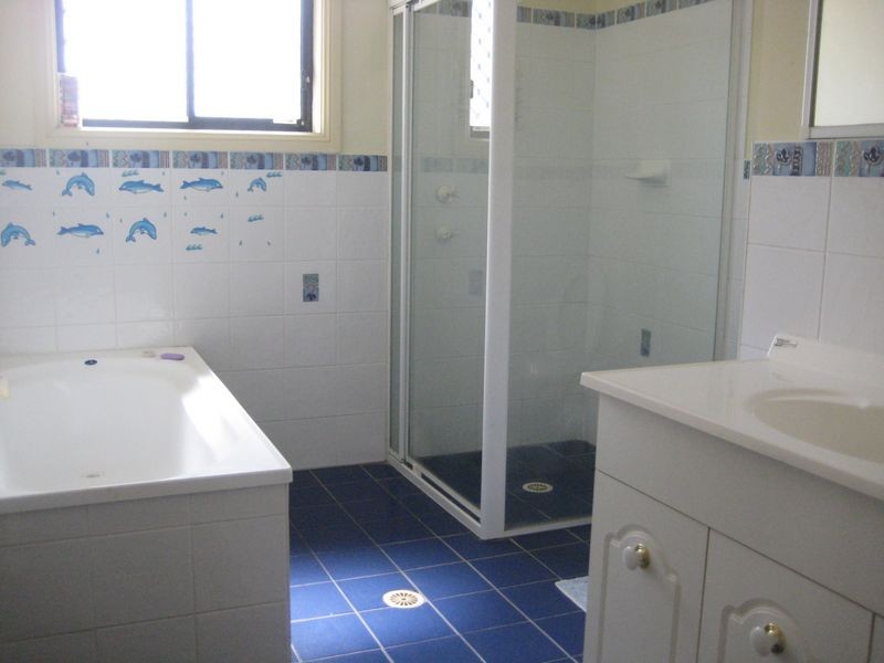 29 Fitzpatrick Crescent, Casula NSW 2170