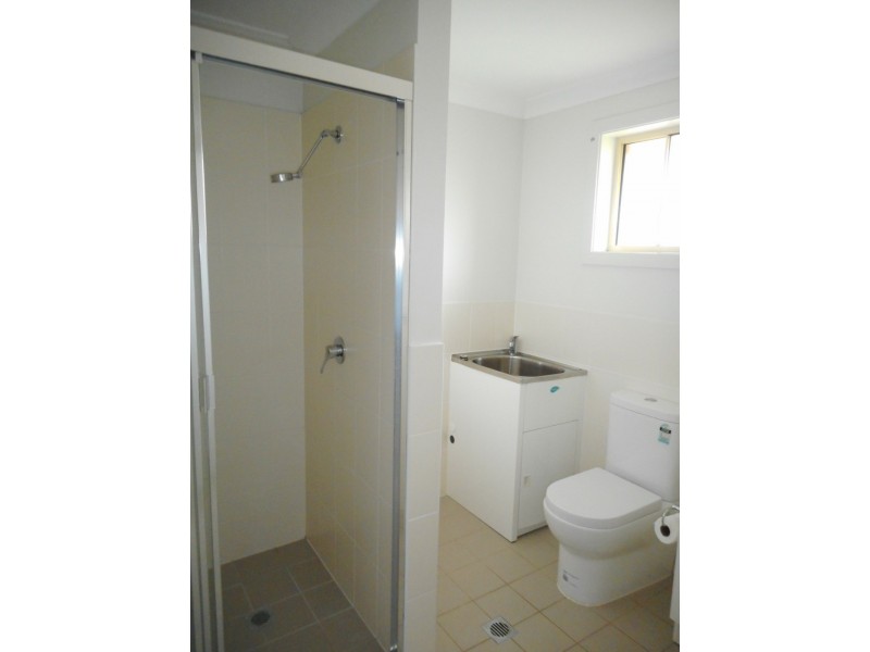 1A Somerset Court, Wattle Grove NSW 2173