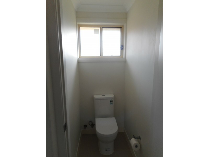 1A Somerset Court, Wattle Grove NSW 2173