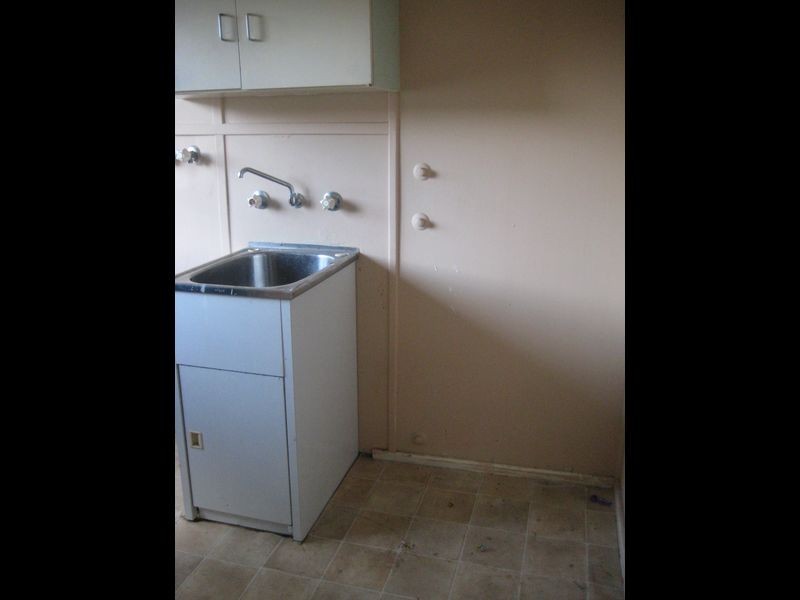 90 Derna Road, Holsworthy NSW 2173