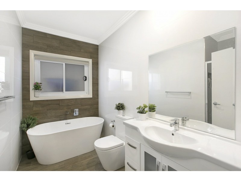 8 and 8A Hester Avenue, Claymore NSW 2559