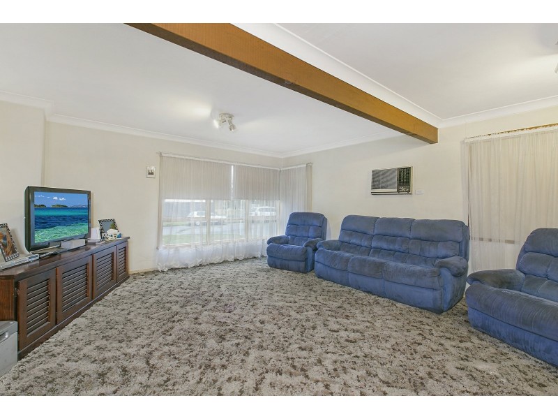 15 Armentieres Avenue, Milperra NSW 2214