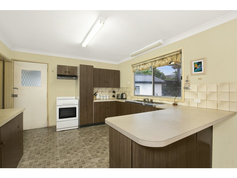 15 Armentieres Avenue, Milperra NSW 2214