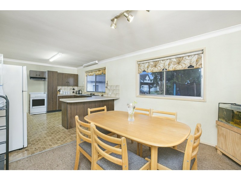 15 Armentieres Avenue, Milperra NSW 2214