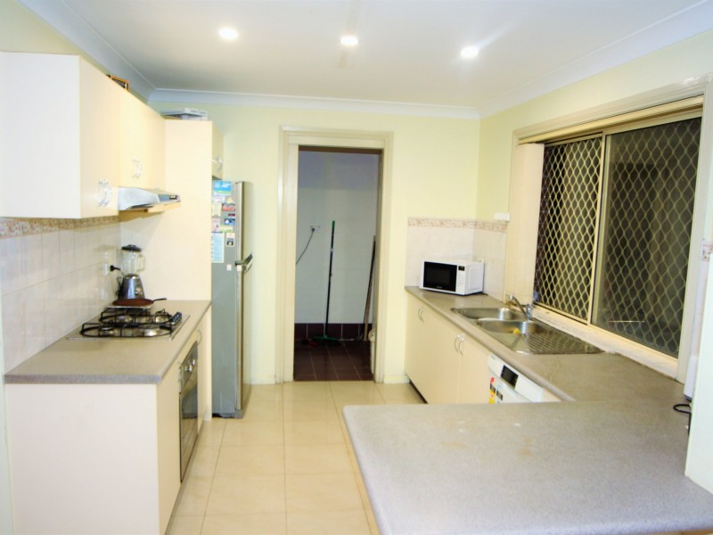 4/27-29 Marjorie Close, Casula NSW 2170