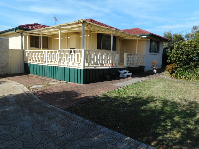 6 Jaclyn Street, Ingleburn NSW 2565