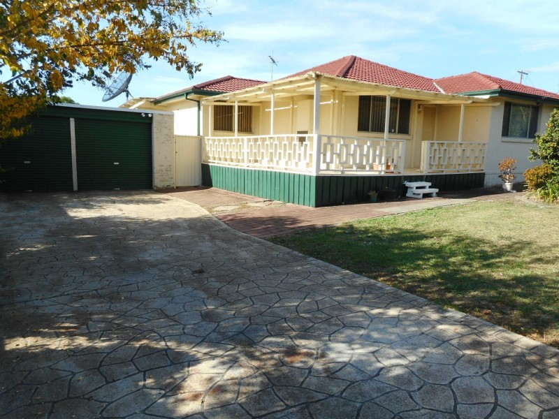 6 Jaclyn Street, Ingleburn NSW 2565