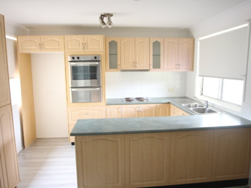 6 Jaclyn Street, Ingleburn NSW 2565